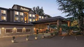 Radisson PDX Airport Parking