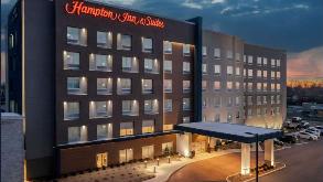 Hampton Inn and Suites IND Airport Parking