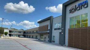 Hotel Solara HOU Airport Parking