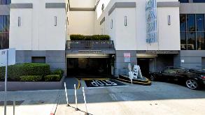 8000 Sunset Parking Garage