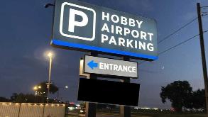 Hobby Airport Parking - 7625 Monroe Rd