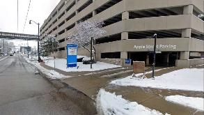(M) APPLE STREET GARAGE