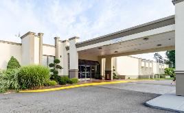 Clarion Inn - Bradley (BDL) International Airport Parking