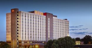 Hilton Hotel Indoor Covered Newark Airport Parking
