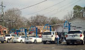 Bulldog's Xpress Lube and Car Wash
