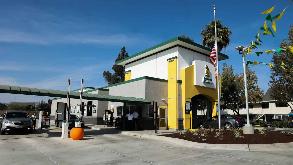 Quick Quack Car Wash - Holiday Lane