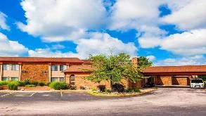 Find Parking Spot in Quality Inn & Suites Kansas City International (MCI) Airport  Parking Garage