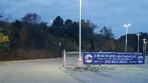 Find Parking Spot in 2 Birds and Shuttle Detail Cleveland Airport Parking Garage