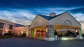 Find Parking Spot in Buffalo Airport Hotel  Parking Garage