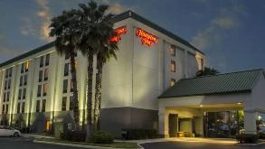 Find Parking Spot in Hampton Inn by Hilton Tampa  Long Term Parking Garage