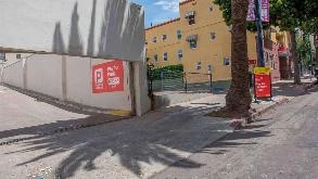 Premium P1084 SAN Airport Parking