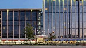 SpringHill Suites by Marriott ORD Airport Parking