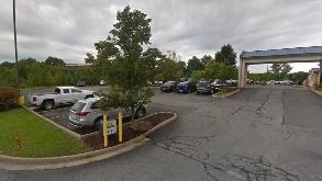 Find Parking Spot in Airport Lodging PIT Airport  (NO SHUTTLE) Parking Garage