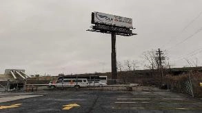 Find Parking Spot in CLE Park Airport Parking Garage