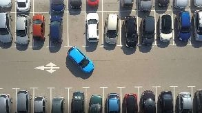 Find Parking Spot in Park On  Burbank Airport Parking Garage