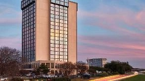 Crowne Plaza DAL Airport Parking 