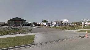 Find Parking Spot in Park For U Calgary YYC Airport  Parking Garage