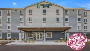 WoodSpring Suites MDW Airport Parking