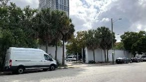 Photo of 201 SW 2nd Ave Parking spot, located 1.5 mi from Near Skinny Louie in