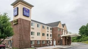 Mainstay Suites PIT Airport Parking