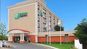 Holiday Inn Express BOS Airport Parking