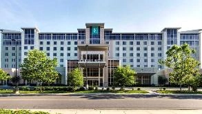 Embassy Suites by Hilton Newark Airport Parking
