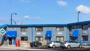Photo of 6155 N Jersey Avenue Parking spot, located 1.7 mi from Near 3342 West Lawrence Avenue in