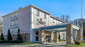 Photo of Comfort Inn_2521 Elm Hill Pike Parking spot, located 1.4 mi from Near The Titans Press Box in