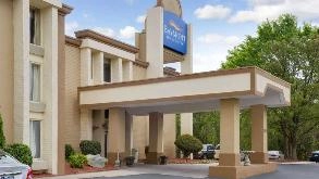 Find Parking Spot in Baymont Inn CLT Airport  Parking Garage