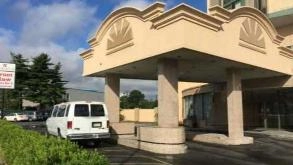 Penrose Hotel Philadelphia (PHL) Airport Parking