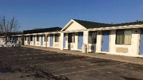 Photo of 2063 Pipestone Rd Parking spot, located 3.0 mi from Benton Harbor