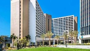 Photo of 5985 W Century Blvd - Sonesta LAX - Uncovered Valet spot, located 0.9 mi from Near The Ramen Joint in