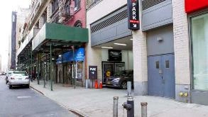 Photo of 800 SIXTH AVE - 44 West 28th St spot, located 3.0 mi from Near 129 West 29th St. in