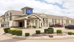 Photo of Baymont by Wyndham_4240 W I 40 Service Rd Parking spot, located 2.0 mi from Near 4301 Highline Boulevard in