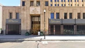 Hilton Garden Inn PHX Airport Parking