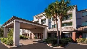 Find Parking Spot in Courtyard Sarasota-Bradenton Airport Parking Garage