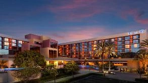 Find Parking Spot in Hilton Orange County - Costa Mesa SNA Airport Parking (Premium) Garage