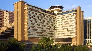 Find Parking Spot in Doubletree Hotel DCA Crystal City Airport  Parking Garage