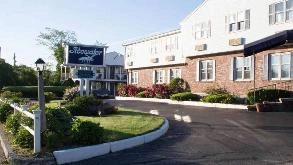 Photo of Tidewater Inn - 135 MA-28 Garage spot, located 0.9 mi from Near Premier Cape Cod Chrysler Dodge Jeep Ram Parts in