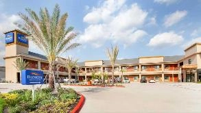  Baymont By Wyndham Houston Hobby Airport