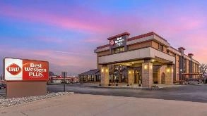 Best Western Plus St. Louis West-Westport Airport Parking