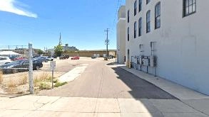 Photo of 602 E 4th St garage spot, located 3.0 mi from Near 18 Gates Street in
