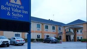 Americas Best Value Inn & Suites IAH Airport Parking