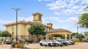 Sleep Inn and Suites IAH Airport Parking