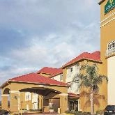 Find Parking Spot in La Quinta Inn and Suites HOU Airport  Parking Garage