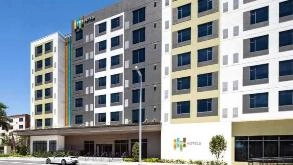 Find Parking Spot in EVEN Miami Holiday Special Airport  Parking Garage