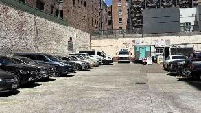Photo of 25 Mason St (Hotel Metropolis) Garage spot, located 5.0 mi from Near Vantaggio Suites in