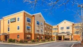 Find Parking Spot in Extended Stay America PVD Airport  Parking Garage