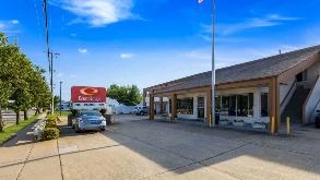 Find Parking Spot in Econo Lodge ORF Airport  Parking Garage