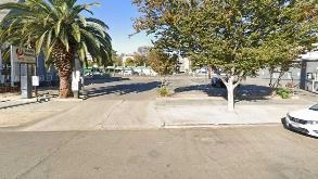 Photo of 1116 20th St. (Head Lot) Garage spot, located 1.1 mi from Near Takeiros taqueria in